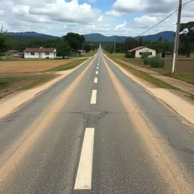 abandonono nas estradas rurais da Faixa Azul