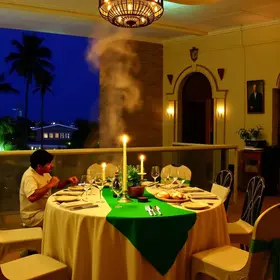 jantar inspirado na gastronomia do período imperial